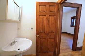 225 Place Apartments Interior
